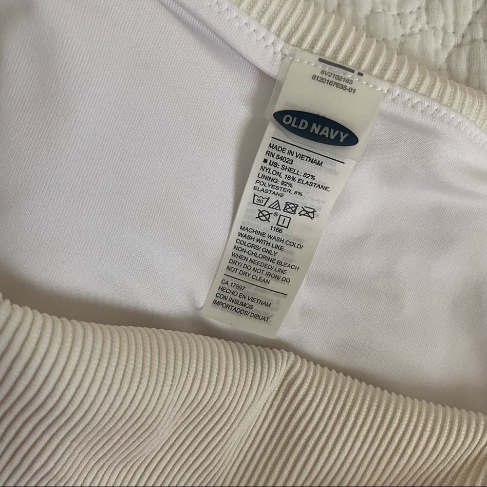 Old navy ribbed two piece swim suit - Picture 6 of 10